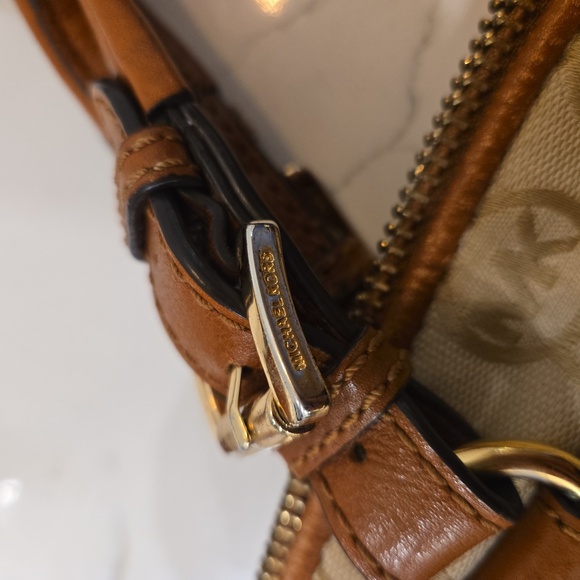 Michael Kors Calista Monogrammed Logo MK Handbag Crossbody Bag Brown - Picture 15 of 15